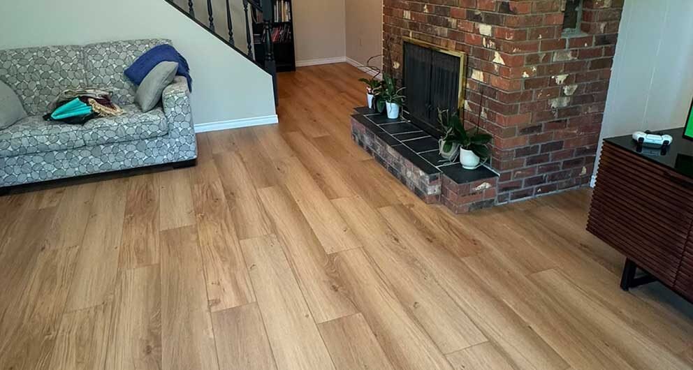 house-vinyl-flooring-stairs-port-moody